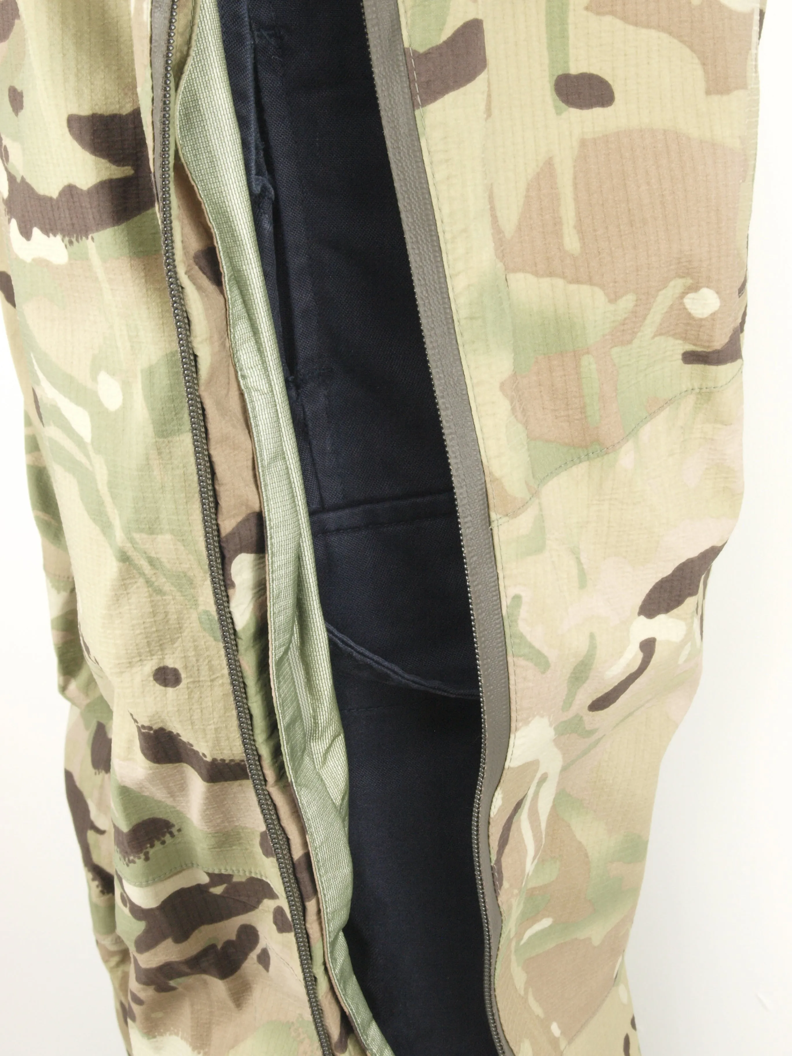 British Army Gore-Tex Lightweight Rip-Stop Trousers – MTP Camo - Grade 1