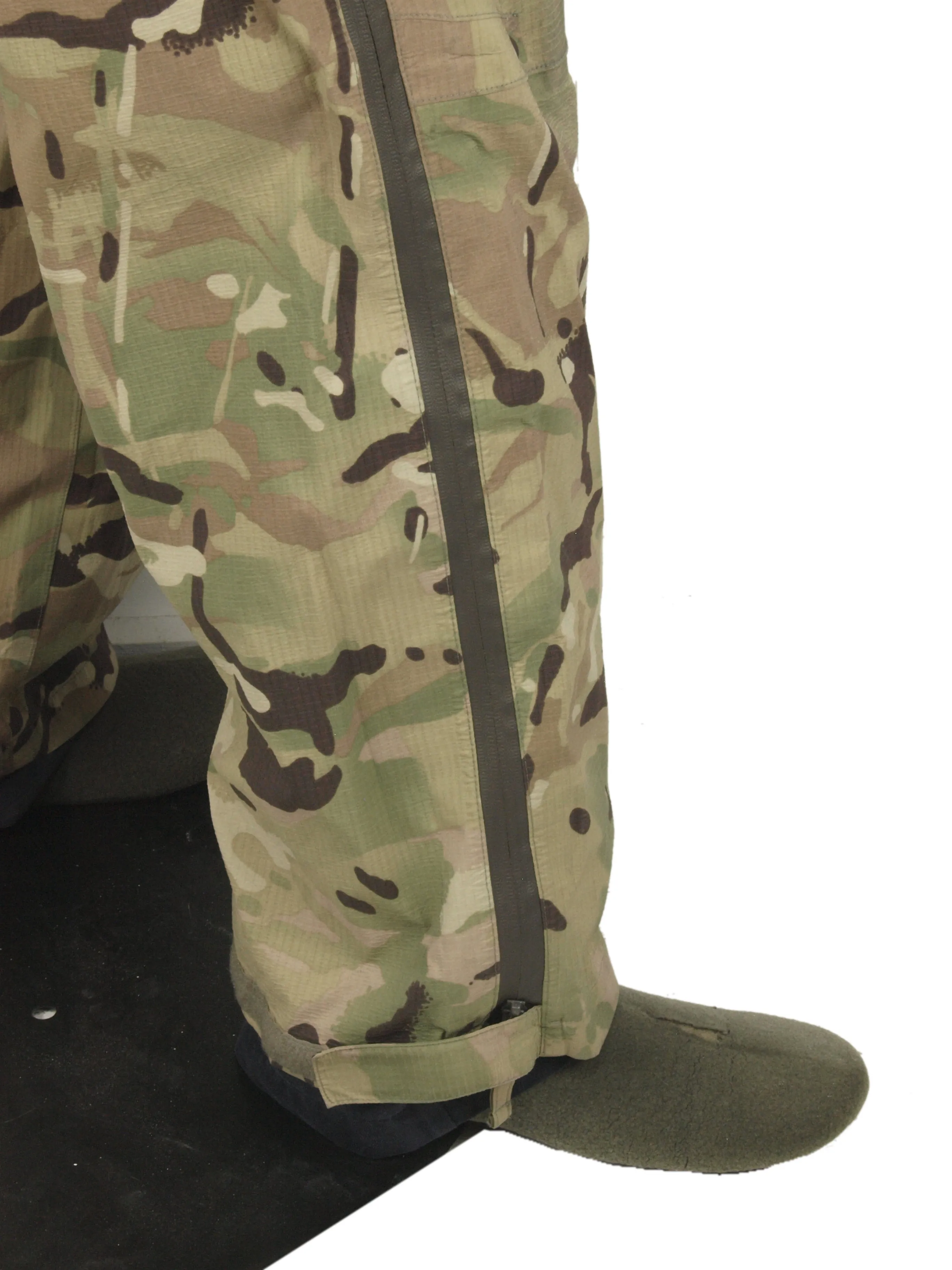 British Army Gore-Tex Lightweight Rip-Stop Trousers – MTP Camo - Grade 1