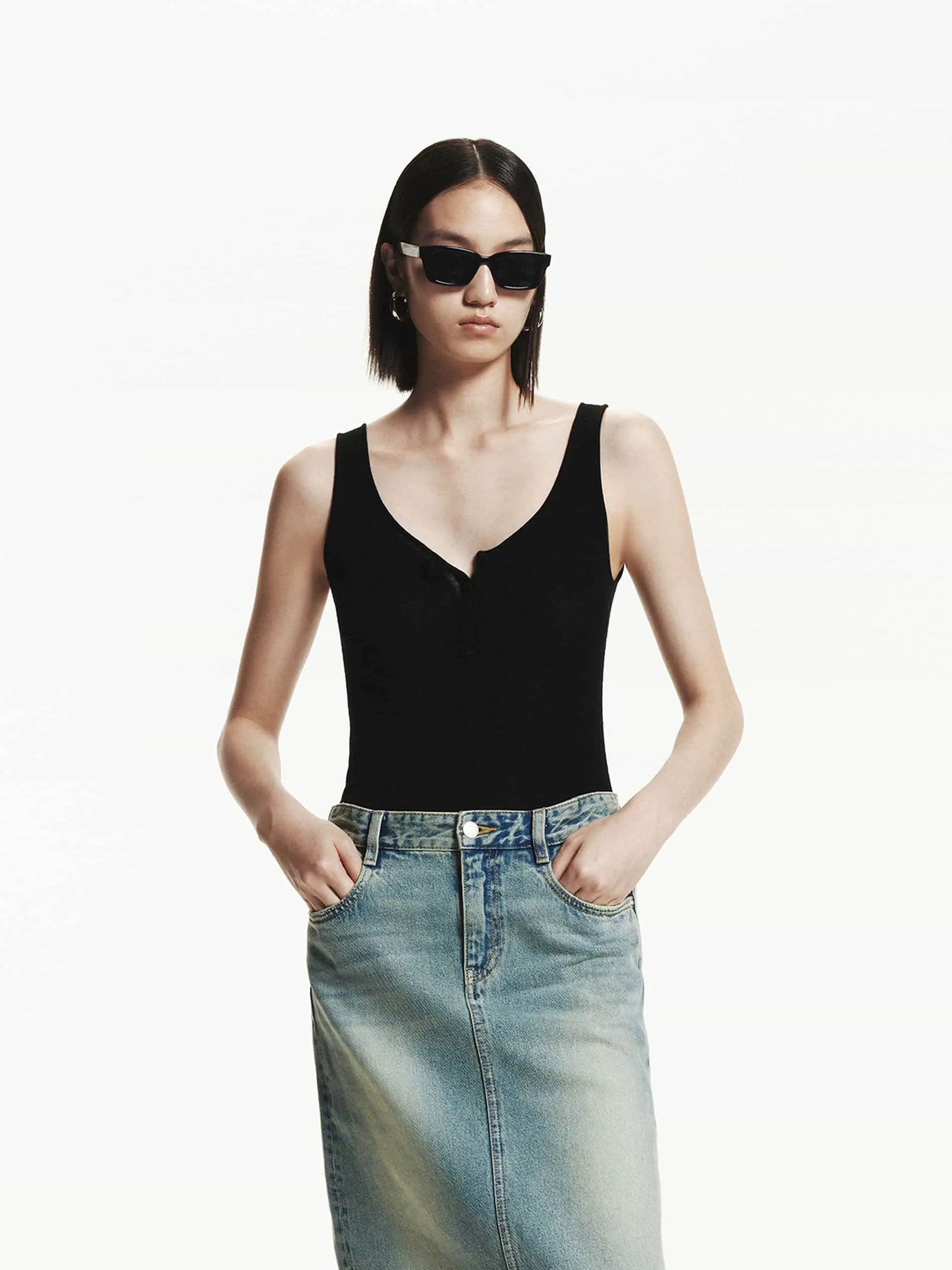 Half Button Wool Tank