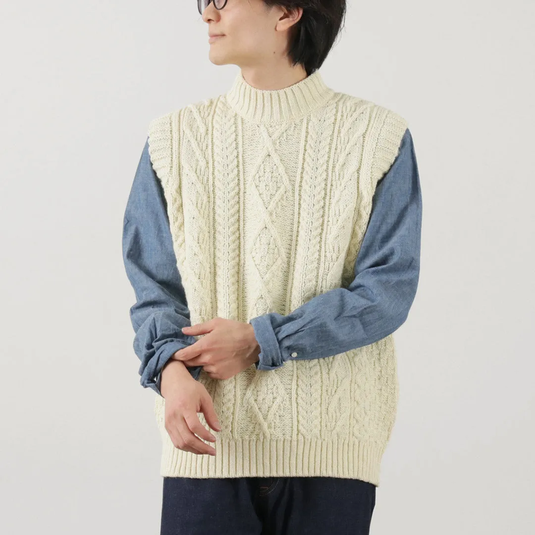 OLD DERBY KNITWEAR / Cable Turtle Slipover